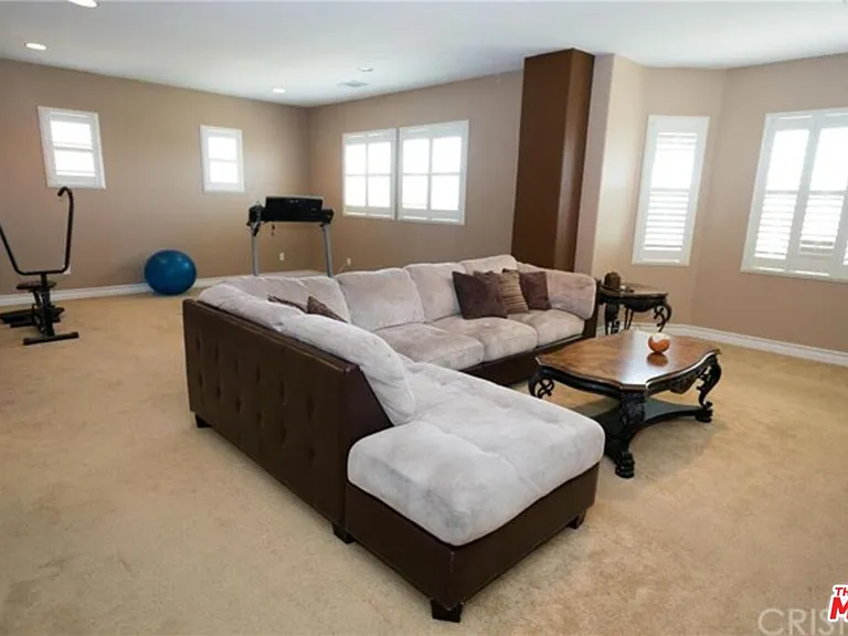 6106 W Avenue K1 — Photo 10