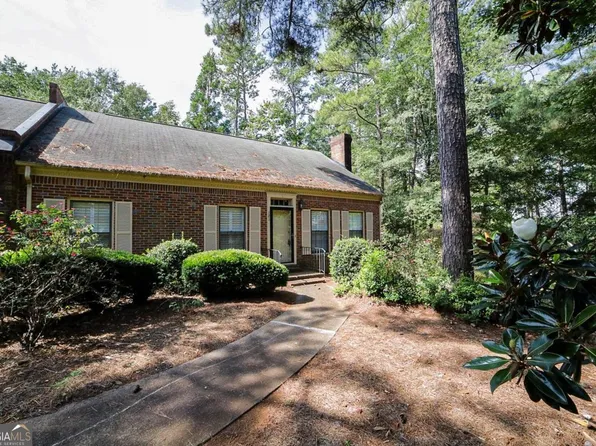 121 N Stratford Dr, Athens, GA 30605