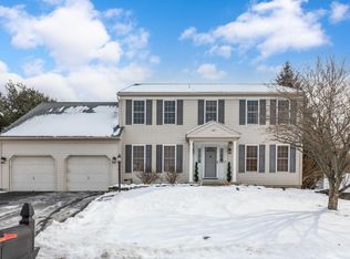 407 Unami Dr, Sinking Spring, PA 19608