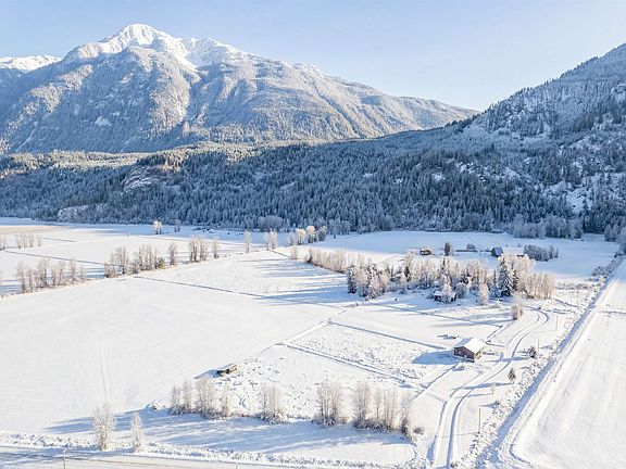 4th image of 9115 Pemberton Meadows Rd