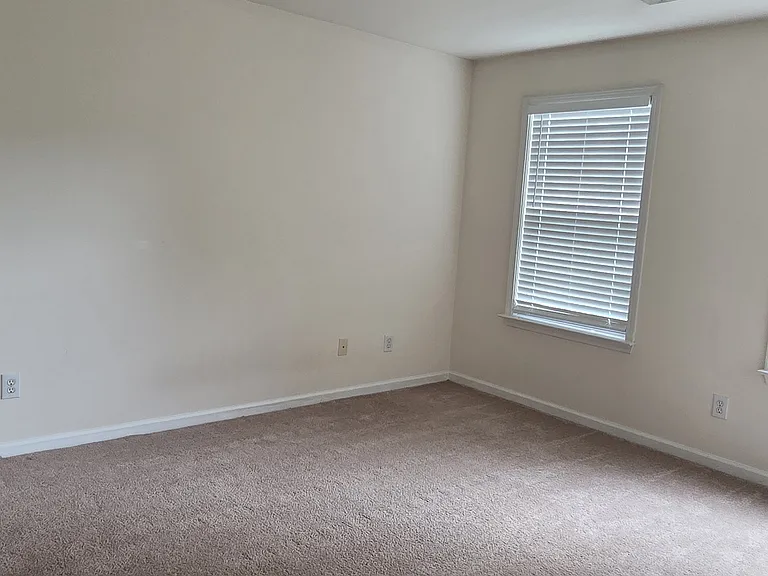 8155 Cavendish Pl — Photo 16