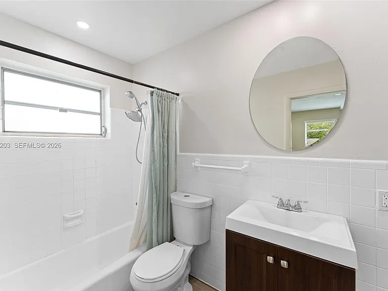 2311 SW 2nd St #0 — Photo 21