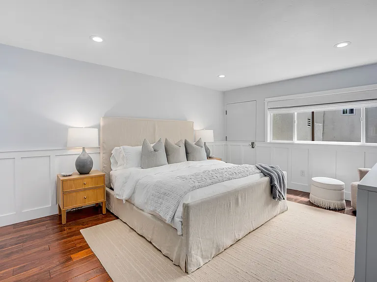 1522 Ynez Pl — Photo 10