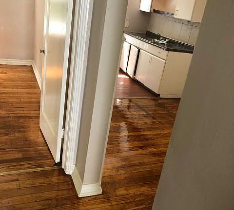 5th image of 113 Glenridge Pl #C