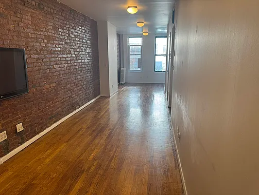 Rented by Oxford Property Group | media 3