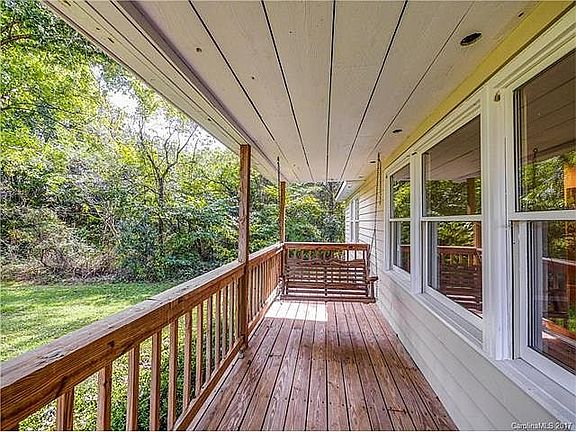 5th image of 154 Charleston Dr