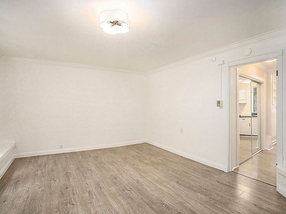 5th image of 2257 Central Ave APT 7