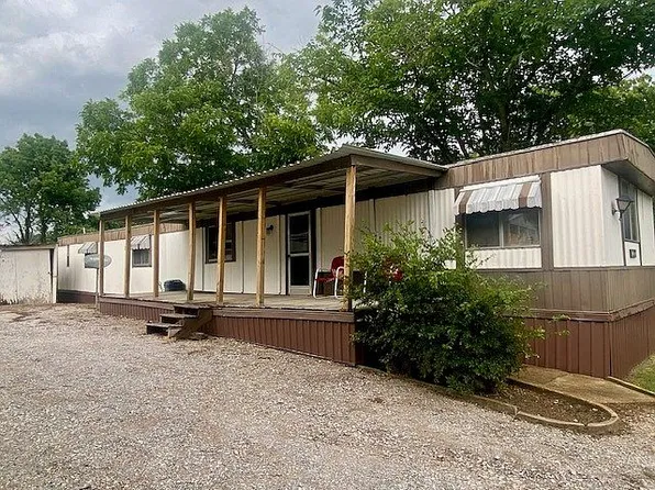 3444 N Point Ln, Sulphur, OK 73086