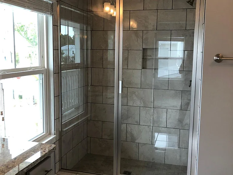 206 Montclair Ave — Photo 17