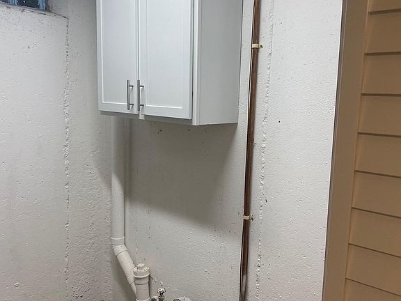 4th image of 1948 Austin Dr