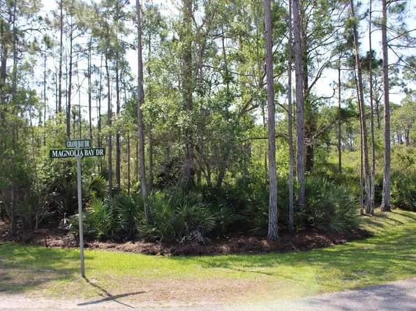 278 Magnolia Bay Dr, Eastpoint, FL 32328