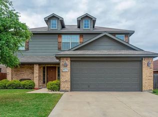 4121 Mantis St, Fort Worth, TX 76106