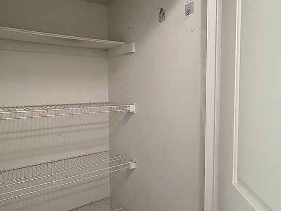 5th image of 4920B Dunbarton Rd #4920B