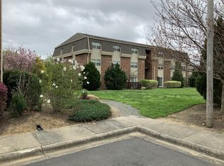 500 Jones Ferry Rd #B9, Carrboro, NC 27510