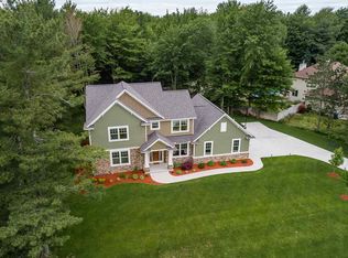 2155 N Rolling Ridge Dr, Midland, MI 48642