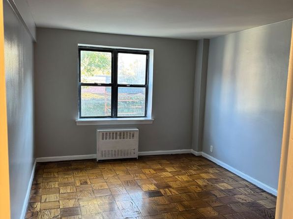 787-793 McLean Ave #2B
