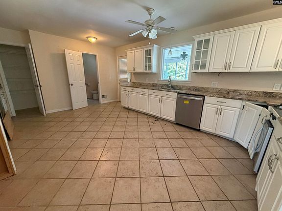 5th image of 548 Westlawn Rd