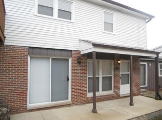 19510 S 116th Ave APT B, Mokena, IL 60448