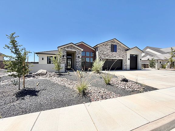 2nd image of 3134 E Blue Heron Dr