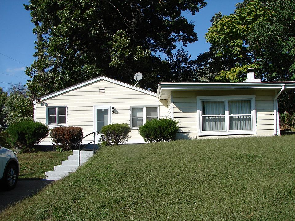 1st image of 2931 Solway Ave
