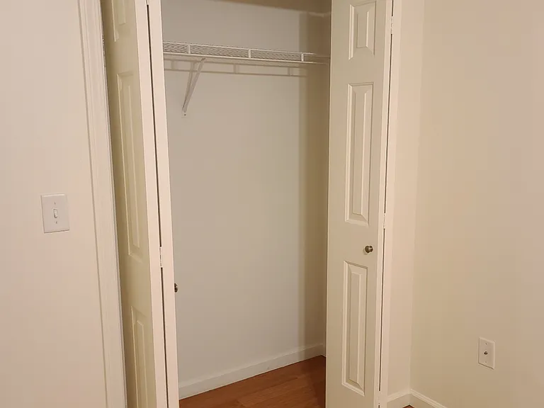 121 Schofield Ct — Photo 21