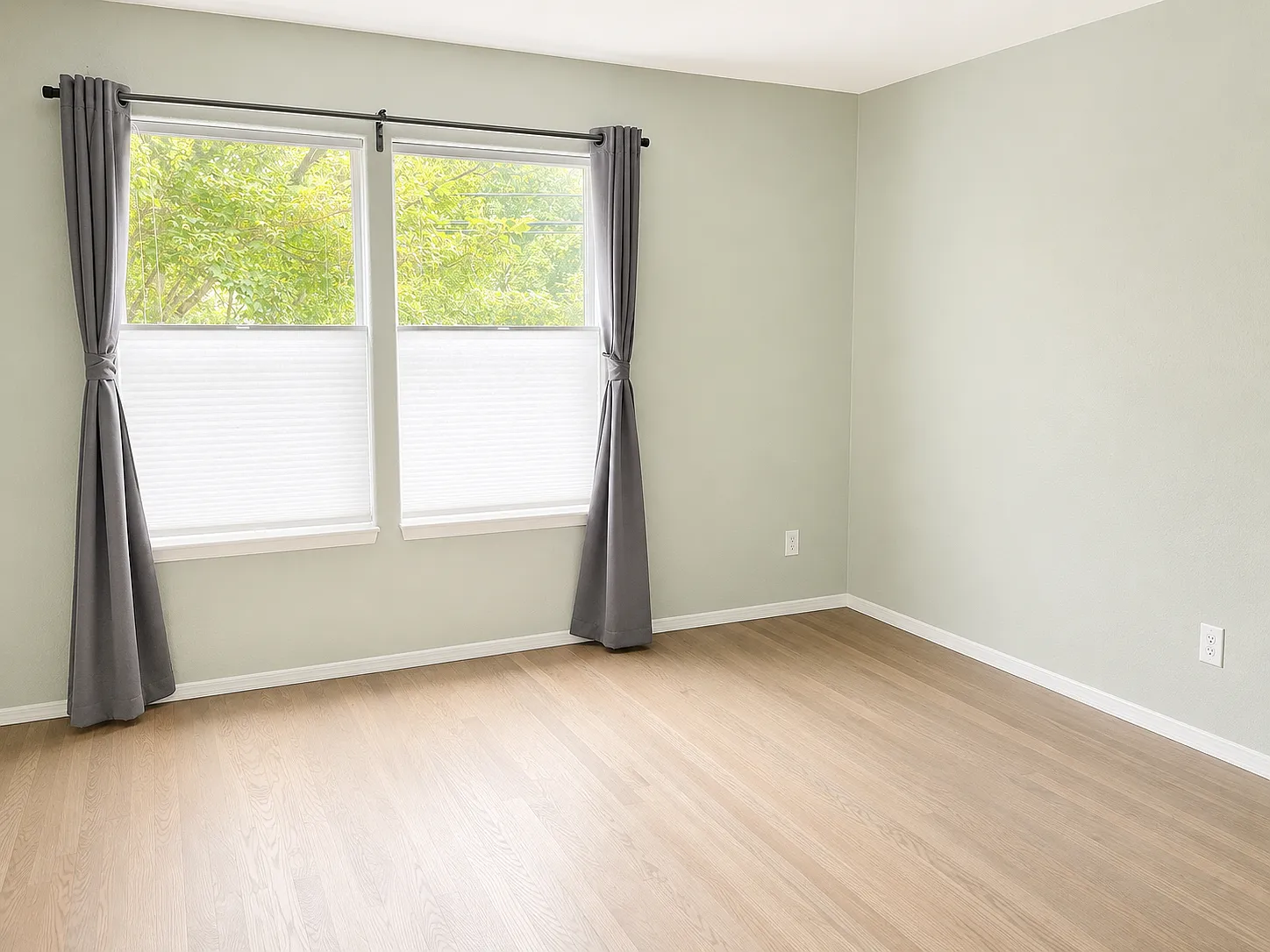 3 bed, 1310 sqft, $2,850 — Photo 3