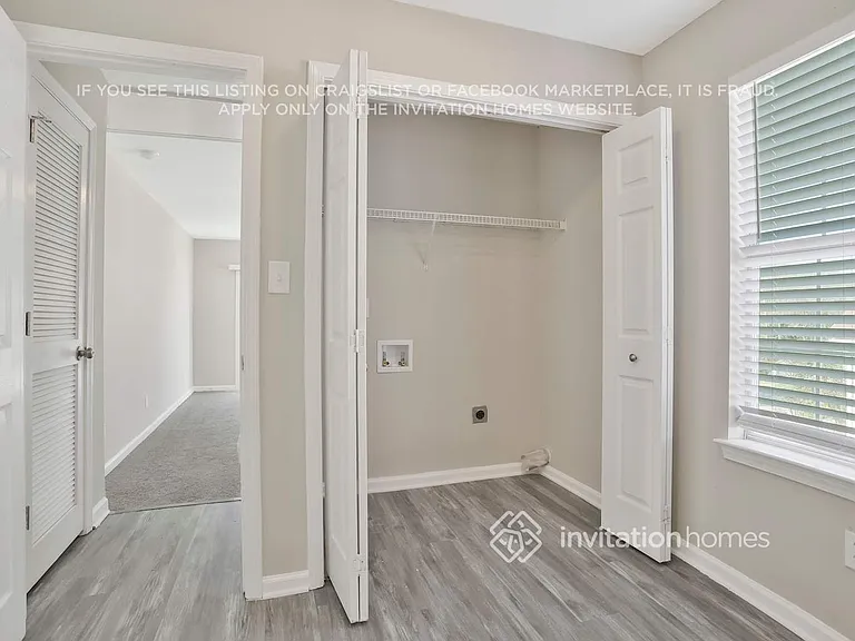 1156 Ruxbury Ct — Photo 14