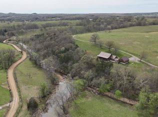 300 Round Up Lane, Bakersfield, MO 65609