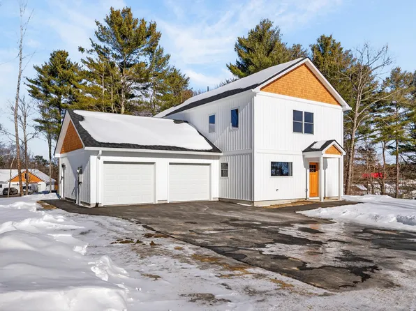 11 Village Green Circle, Oakland, ME 04963