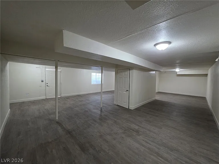 1590 Mustang Dr — Photo 99