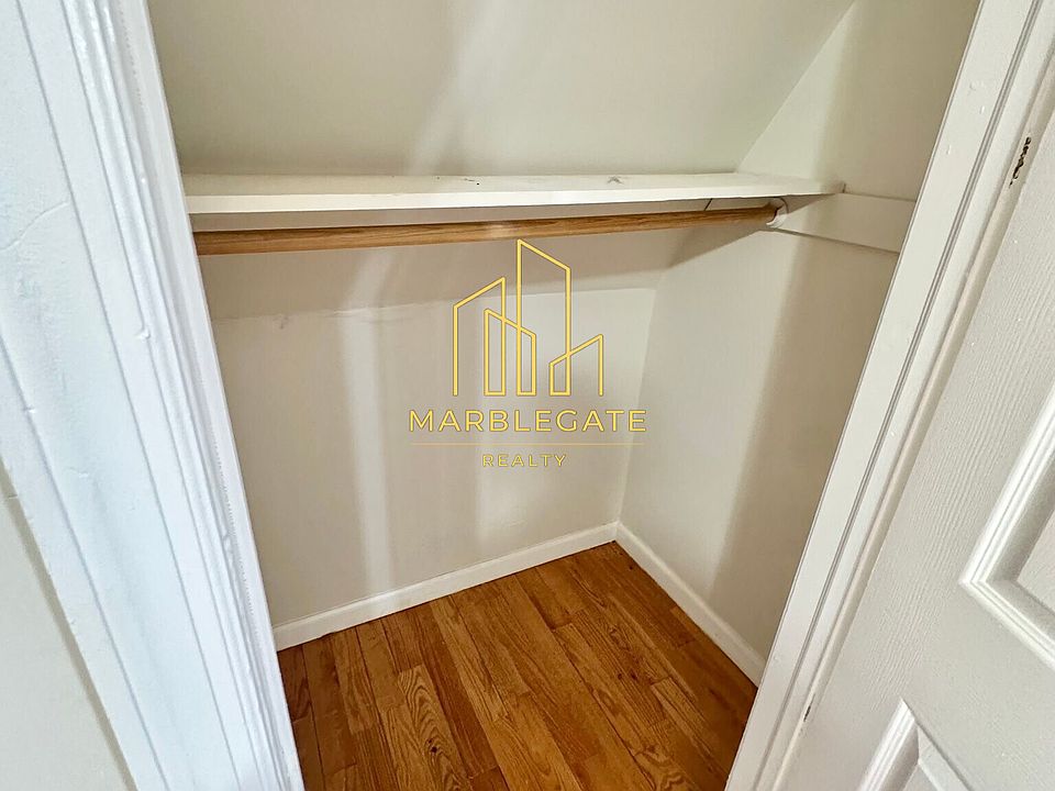2nd image of 86 Stuyvesant Ave #33E