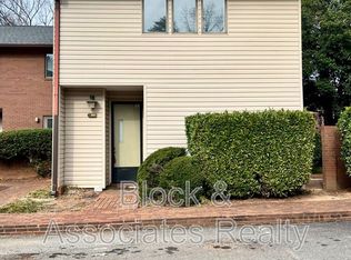 207 Forest View Ct, Winston Salem, NC 27104