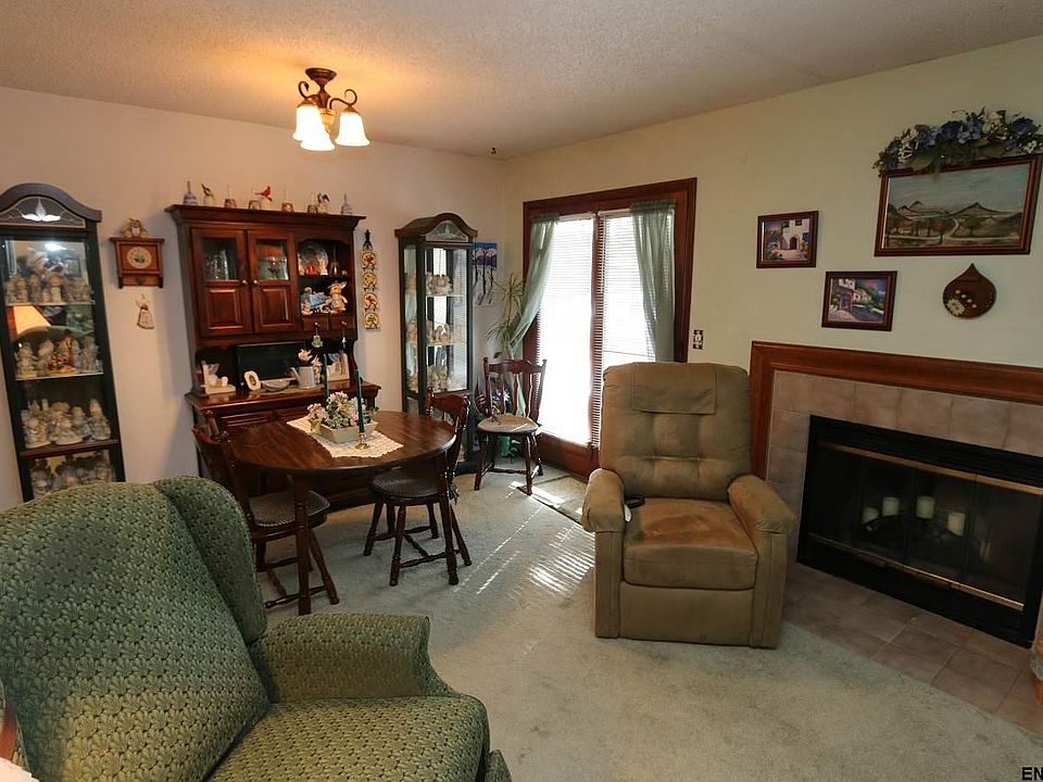 1st image of 112 Yorktown Dr
