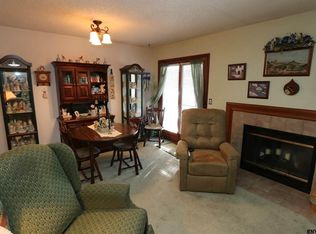 112 Yorktown Dr, Halfmoon, NY 12065