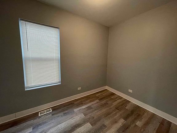 5th image of 5425 S Wolcott Ave
