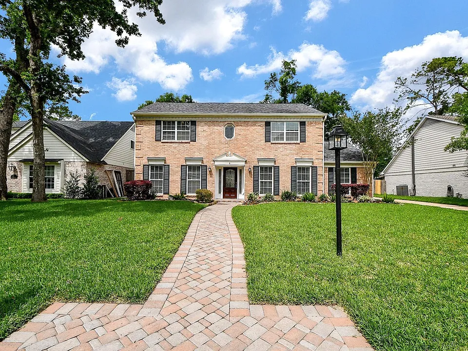 707 Thistlewood Dr