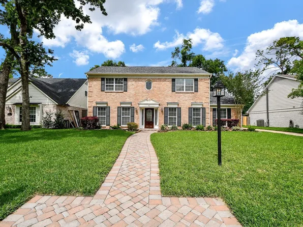 707 Thistlewood Dr, Houston, TX 77079