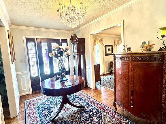 4th image of 2825 Acton Rd