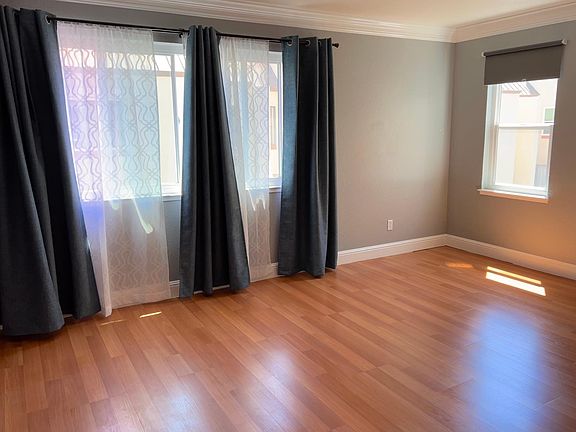 4th image of 1677 Branham Park Pl