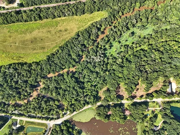 8113 Erie Ave NW, Canal Fulton, OH 44614