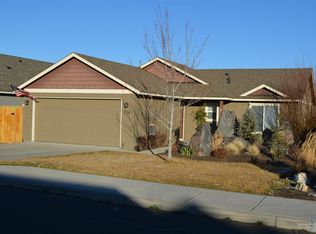 968 SW 26th Ln, Redmond, OR 97756