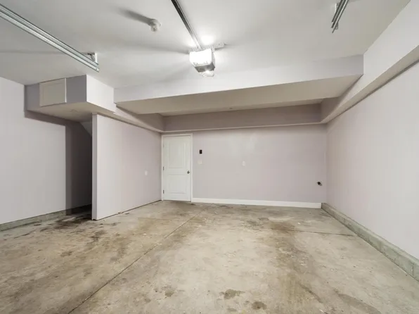 7 Butler Ave #5, Lowell, MA 01852