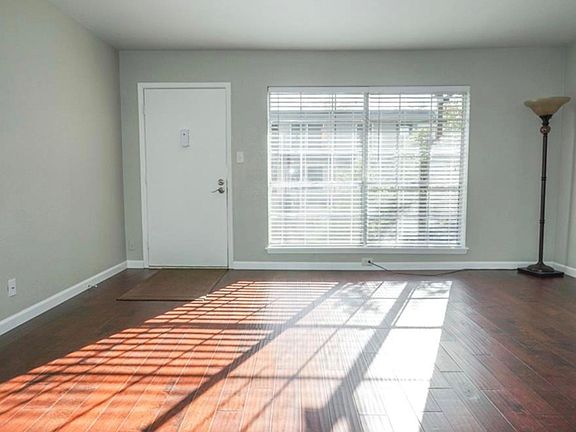 4th image of 2425 Ashdale Dr APT 64