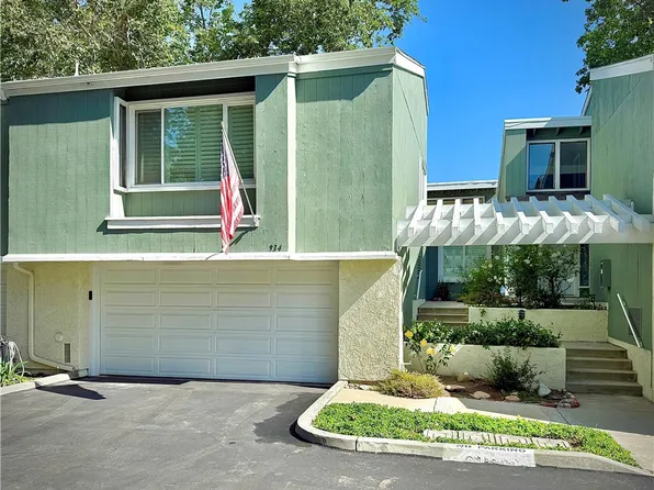 934 Hollow Brook Ln #125, Costa Mesa, CA 92626