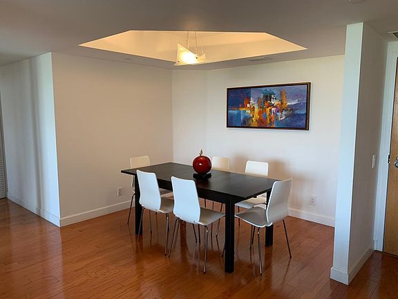4th image of 3640 Yacht Club Dr APT 604