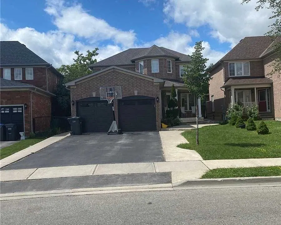 37 Snow Leopard Ct #UPPER