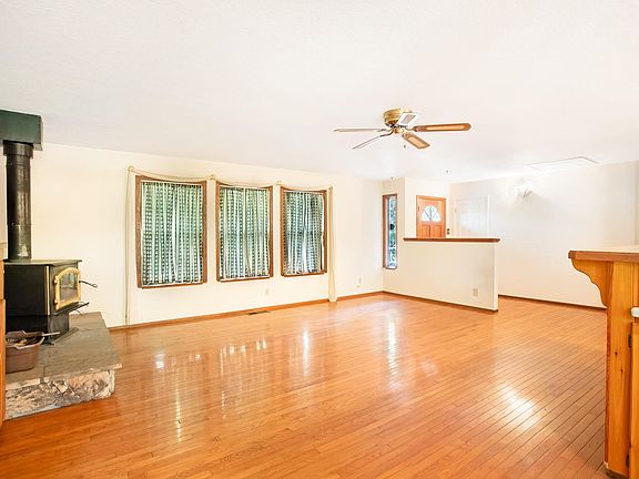5th image of 14311 Indian Acres Trl