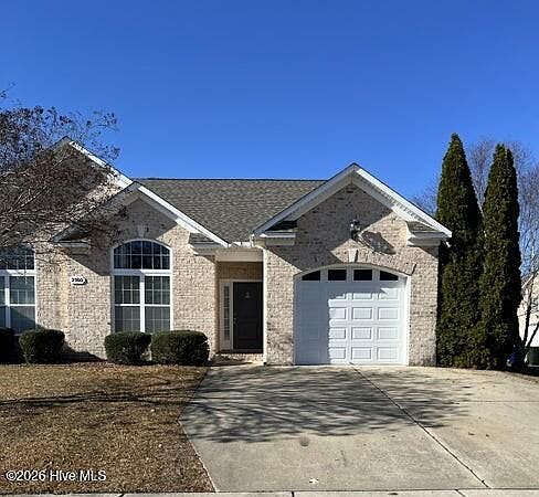1st image of 2300 Dovedale Dr #B