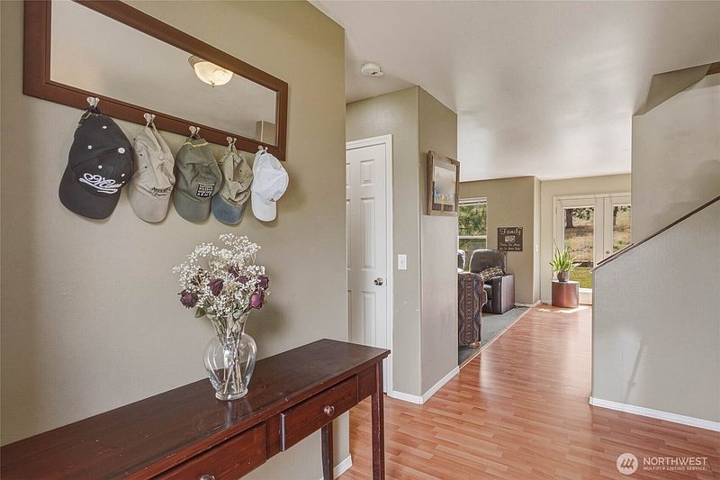 3rd image of 44 Crumbacher Road