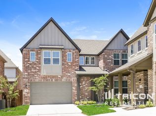 105 Hampton Ct, Saginaw, TX 76179